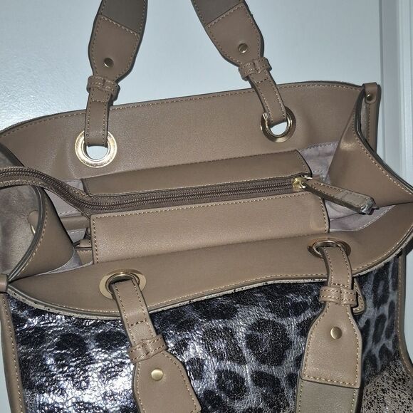 Sondra Roberts Squared Animal Print Taupe Crossbody Tote Bag - Picture 7 of 11